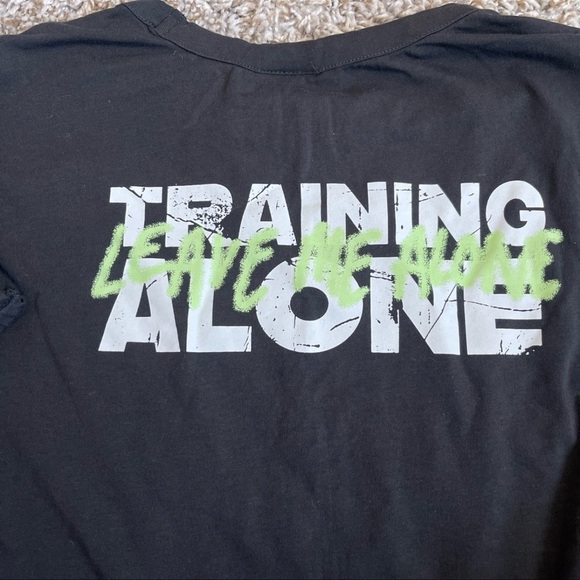 Gymshark black Tee with Neon Graphic - Picture 5 of 6